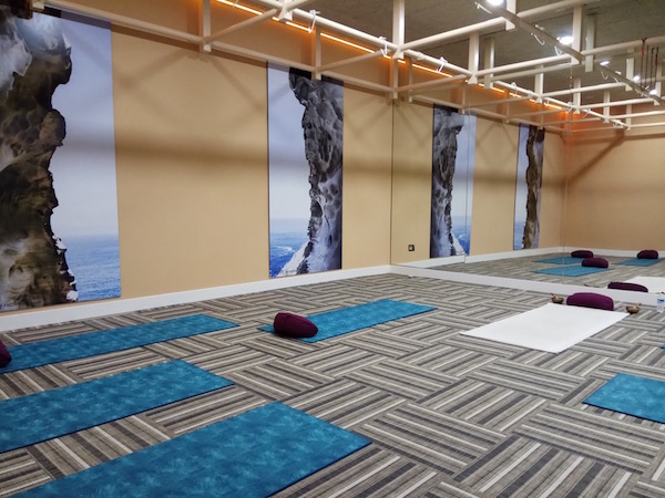 sala de yoga Euzten Wellness Bilbao