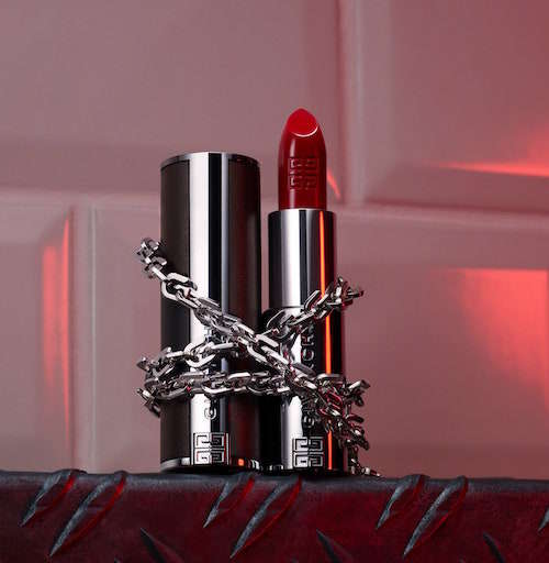 Givenchy reformula (y perfecciona) Le Rouge, su icónica barra de labios