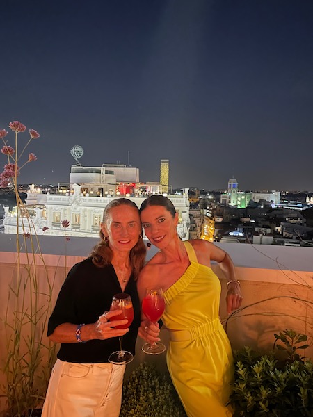 Descubriendo el nuevo (e ideal) Hotel Montera, su curiosa “braserí” y su espectacular terraza, por Maribel Verdú
